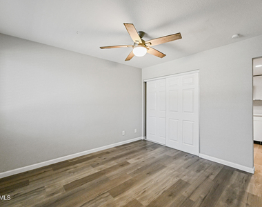 3025 N 32nd Street - Photo Thumbnail 1