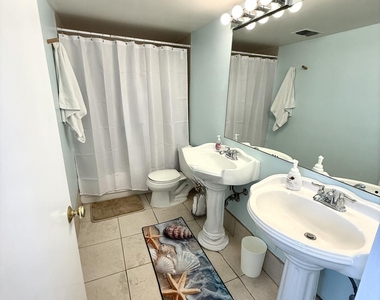 2800 N Ocean Drive - Photo Thumbnail 10