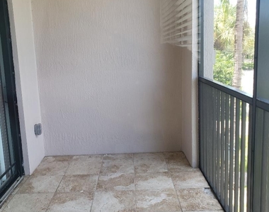 2802 Sarento Place - Photo Thumbnail 9