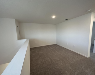 10936 Sw Vasari Way - Photo Thumbnail 19