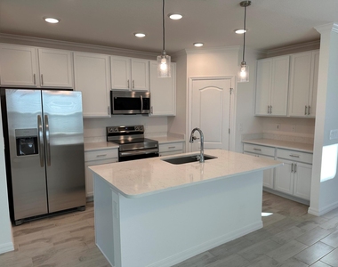 10936 Sw Vasari Way - Photo Thumbnail 10
