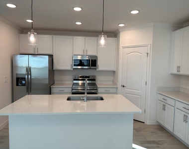 10936 Sw Vasari Way - Photo Thumbnail 4