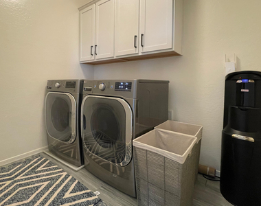 25623 N 21st Avenue - Photo Thumbnail 17
