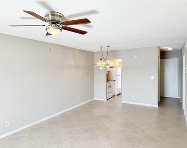 1116 Lake Terrace - Photo Thumbnail 15
