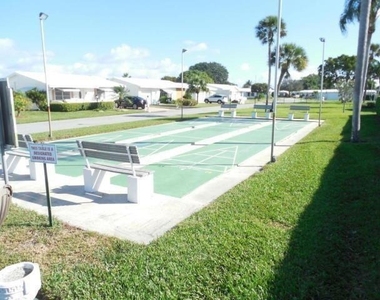 1116 Lake Terrace - Photo Thumbnail 34