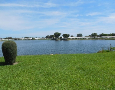 1116 Lake Terrace - Photo Thumbnail 31