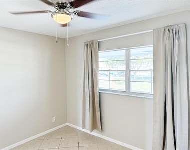 1116 Lake Terrace - Photo Thumbnail 26
