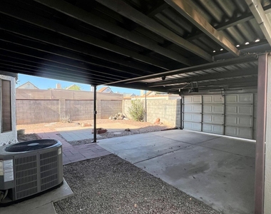 20828 N 21st Avenue - Photo Thumbnail 26