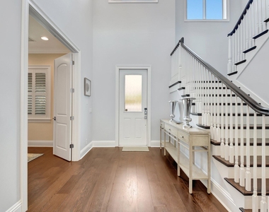 1507 Pine Lane - Photo Thumbnail 2