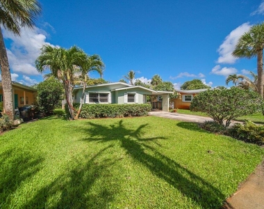 262 Se Monterey Avenue - Photo Thumbnail 20
