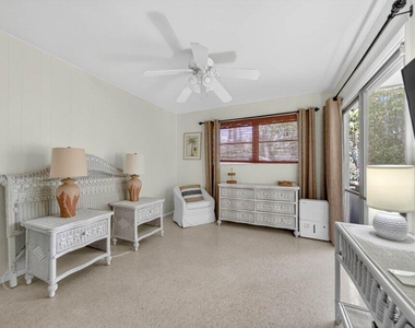 262 Se Monterey Avenue - Photo Thumbnail 26