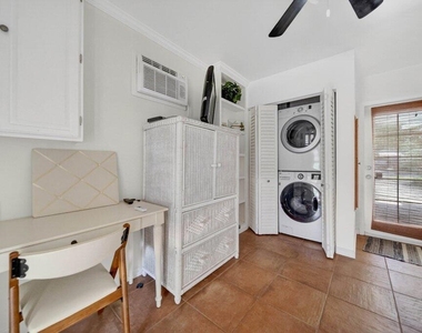 262 Se Monterey Avenue - Photo Thumbnail 23