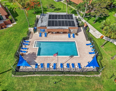 825 Center Street - Photo Thumbnail 23