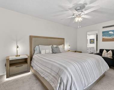 825 Center Street - Photo Thumbnail 12
