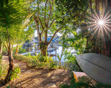 3842 Sw Saint Lucie Lane - Photo Thumbnail 6