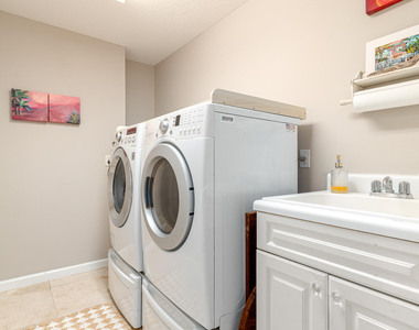 3842 Sw Saint Lucie Lane - Photo Thumbnail 47