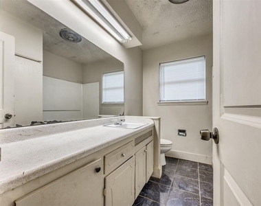 837 Briarlane Road - Photo Thumbnail 12