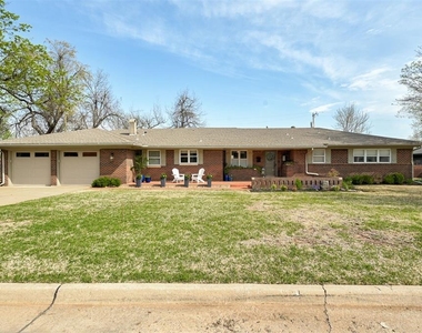 3127 Nw 69th Street - Photo Thumbnail 7