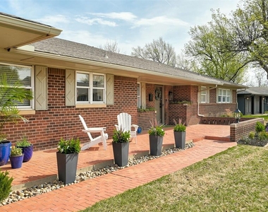 3127 Nw 69th Street - Photo Thumbnail 9