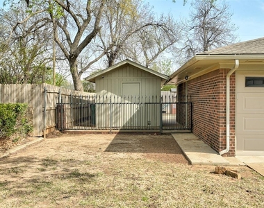 3127 Nw 69th Street - Photo Thumbnail 42