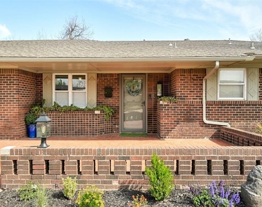 3127 Nw 69th Street - Photo Thumbnail 10