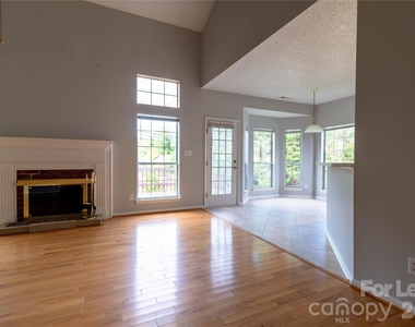 6138 Garamond Court - Photo Thumbnail 11