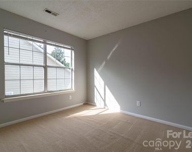 6138 Garamond Court - Photo Thumbnail 12