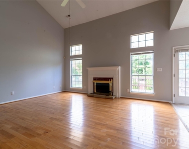 6138 Garamond Court - Photo Thumbnail 10
