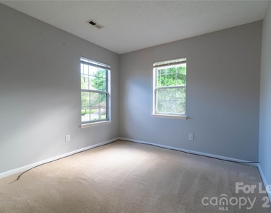 6138 Garamond Court - Photo Thumbnail 17