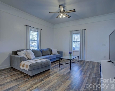 419 N East Avenue - Photo Thumbnail 30