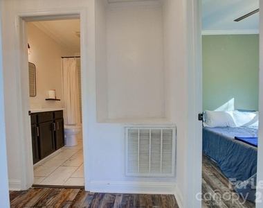 419 N East Avenue - Photo Thumbnail 22