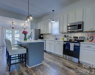 419 N East Avenue - Photo Thumbnail 29