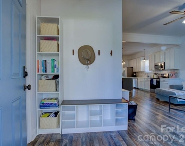 419 N East Avenue - Photo Thumbnail 35