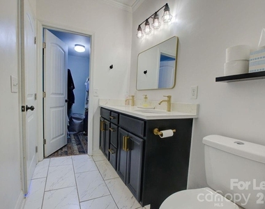 419 N East Avenue - Photo Thumbnail 20