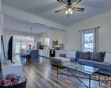 419 N East Avenue - Photo Thumbnail 37