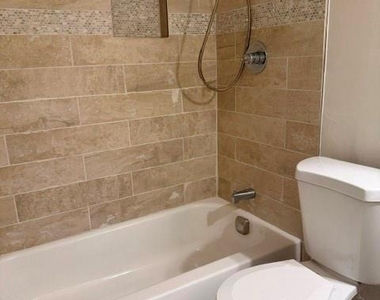 2912 L D Parker Drive - Photo Thumbnail 5