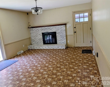 105 Ridgewood Lane - Photo Thumbnail 1