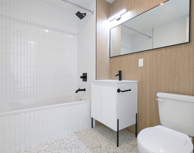 1312 Lincoln Place - Photo Thumbnail 5