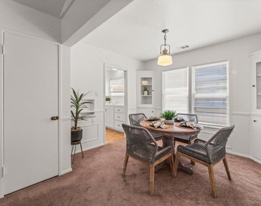 130 Virginia Drive - Photo Thumbnail 2