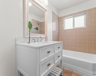 130 Virginia Drive - Photo Thumbnail 9