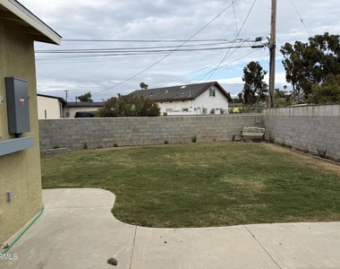 826 Camelia Drive - Photo Thumbnail 22