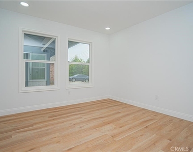 3518 N Mills Avenue - Photo Thumbnail 22