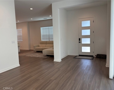4466 S Forsyth Paseo - Photo Thumbnail 6