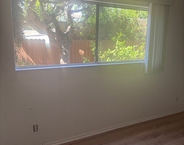 12203 Magnolia - Photo Thumbnail 7