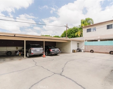 1217 N Kingsley Drive - Photo Thumbnail 15