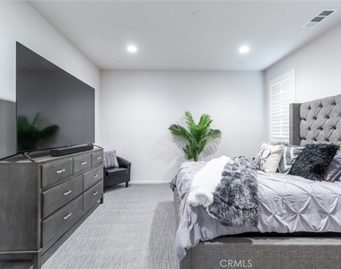 44116 51st Street W - Photo Thumbnail 6