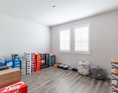 44116 51st Street W - Photo Thumbnail 19