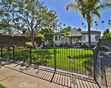 4423 Ethel Avenue - Photo Thumbnail 1