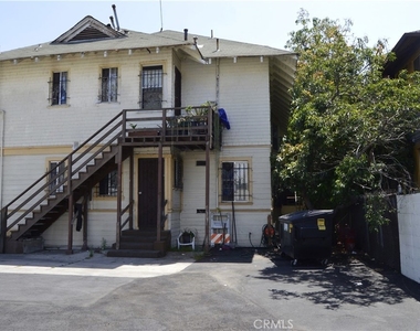 1021 W 25th Street - Photo Thumbnail 25