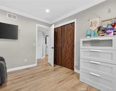 16751 Londelius - Photo Thumbnail 34